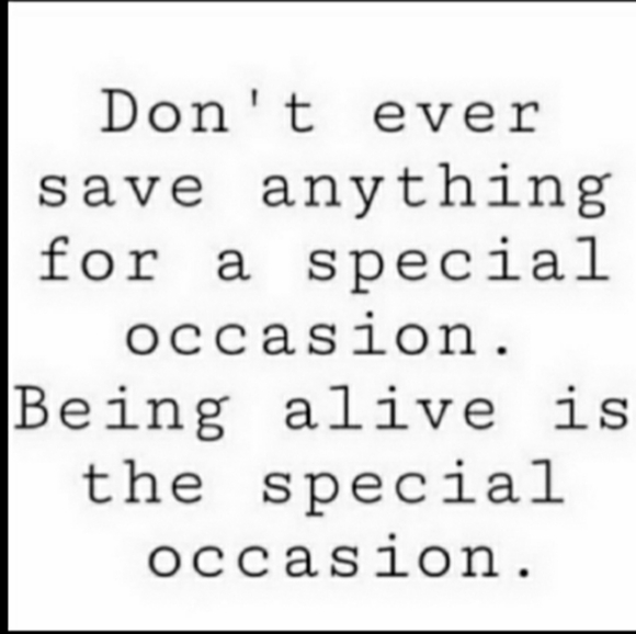 โ๏ธ Black Silk Blouse WILLI SMITH w/SKIRT SEQUINS & EMBROIDERED PINK Sz 10 - Picture 4 of 13